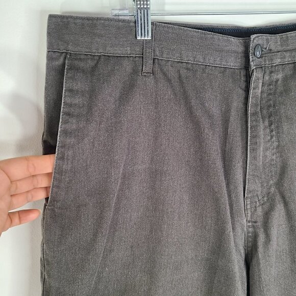 Volcom VMONTY Shorts in Charcoal Gray 10" Inseam - Picture 3 of 8